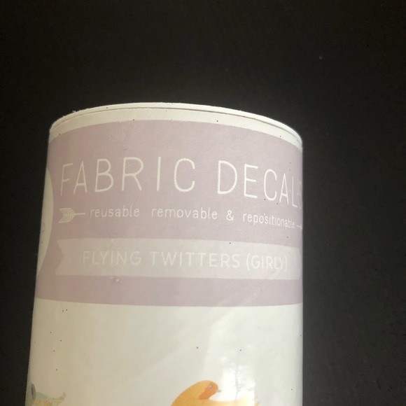 Eight reusable bird fabric decals. - Picture 2 of 4
